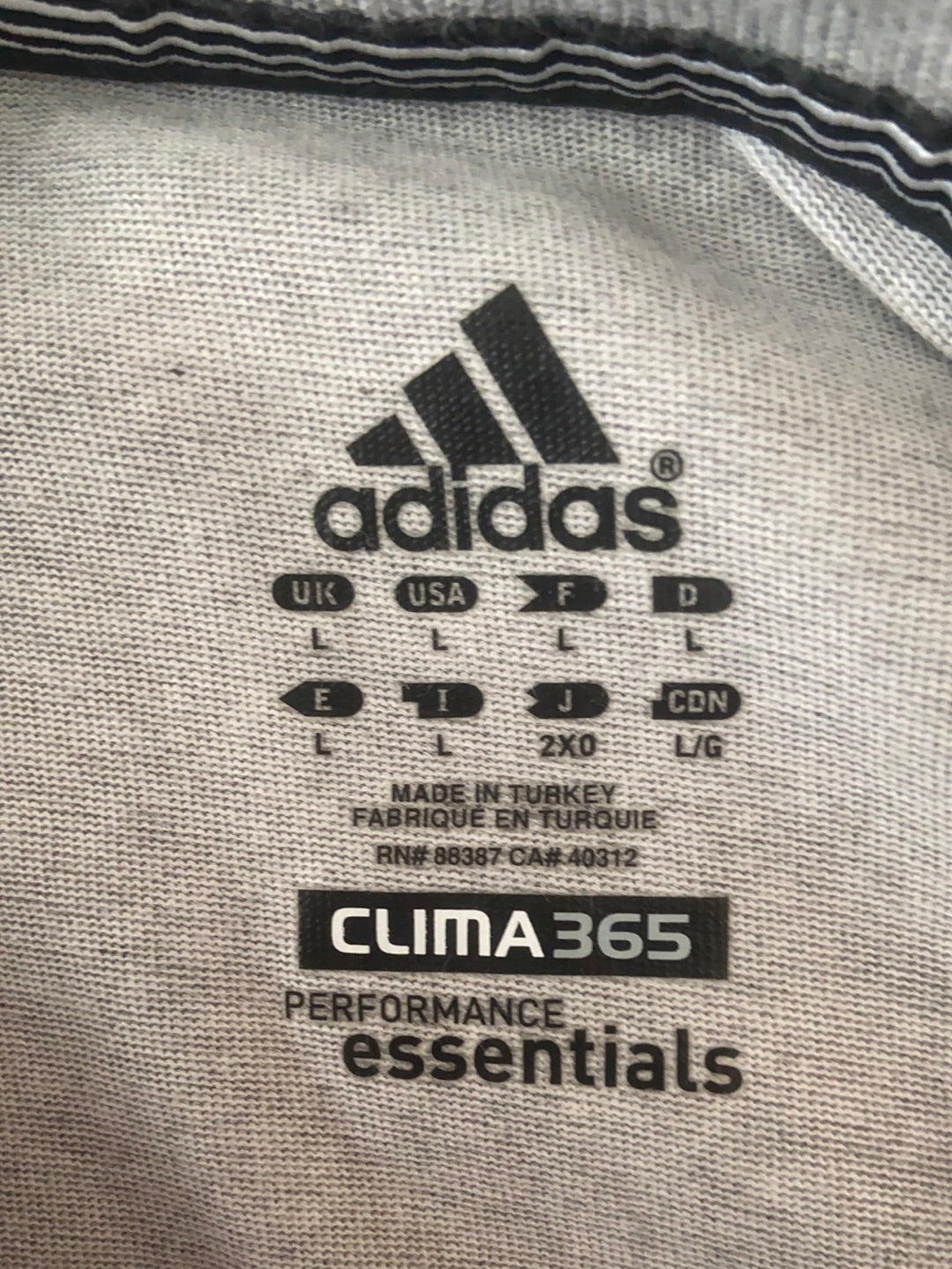 Adidas Tee - Large