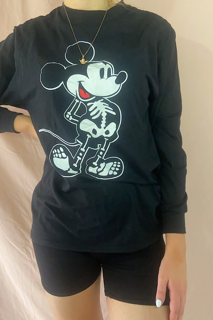 Disney Long Sleeved Vintage Tee - M