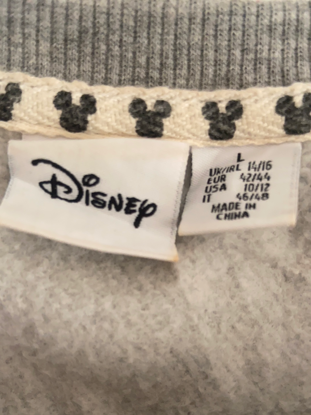 Vintage Disney Sweatshirt - Large