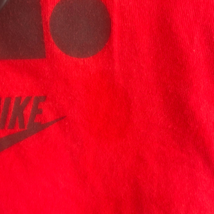 Nike Tee - Medium