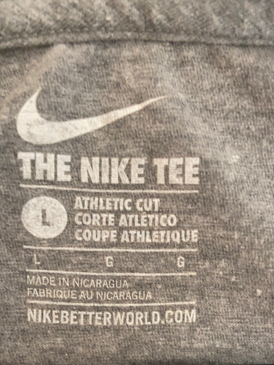 Nike Tee - Large
